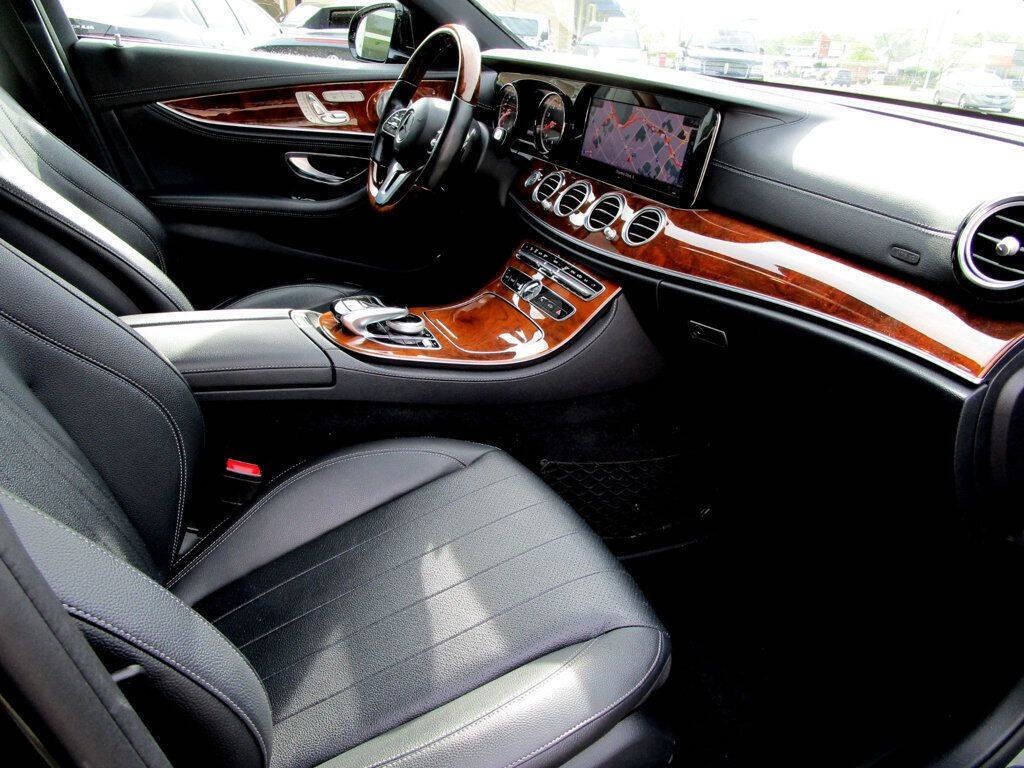 2019 Mercedes-Benz E-Class Image 14
