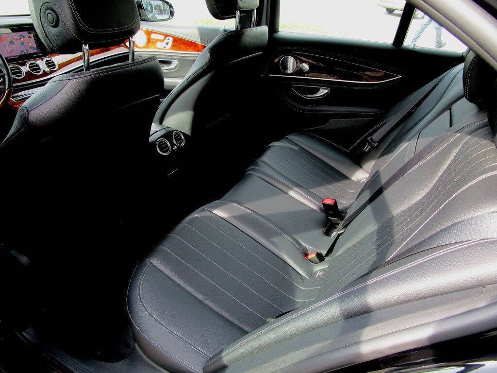 2019 Mercedes-Benz E-Class Image 18