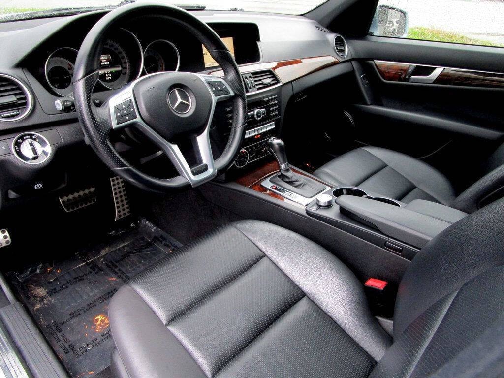 2013 Mercedes-Benz C-Class Image 12