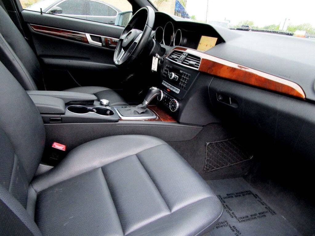2013 Mercedes-Benz C-Class Image 13