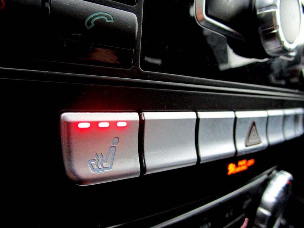 2013 Mercedes-Benz C-Class Image 24