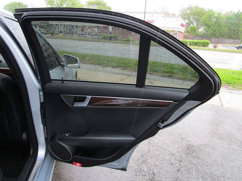 2013 Mercedes-Benz C-Class Image 32