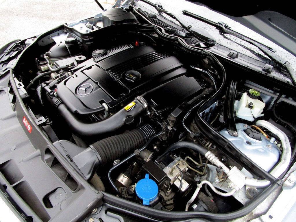 2013 Mercedes-Benz C-Class Image 35