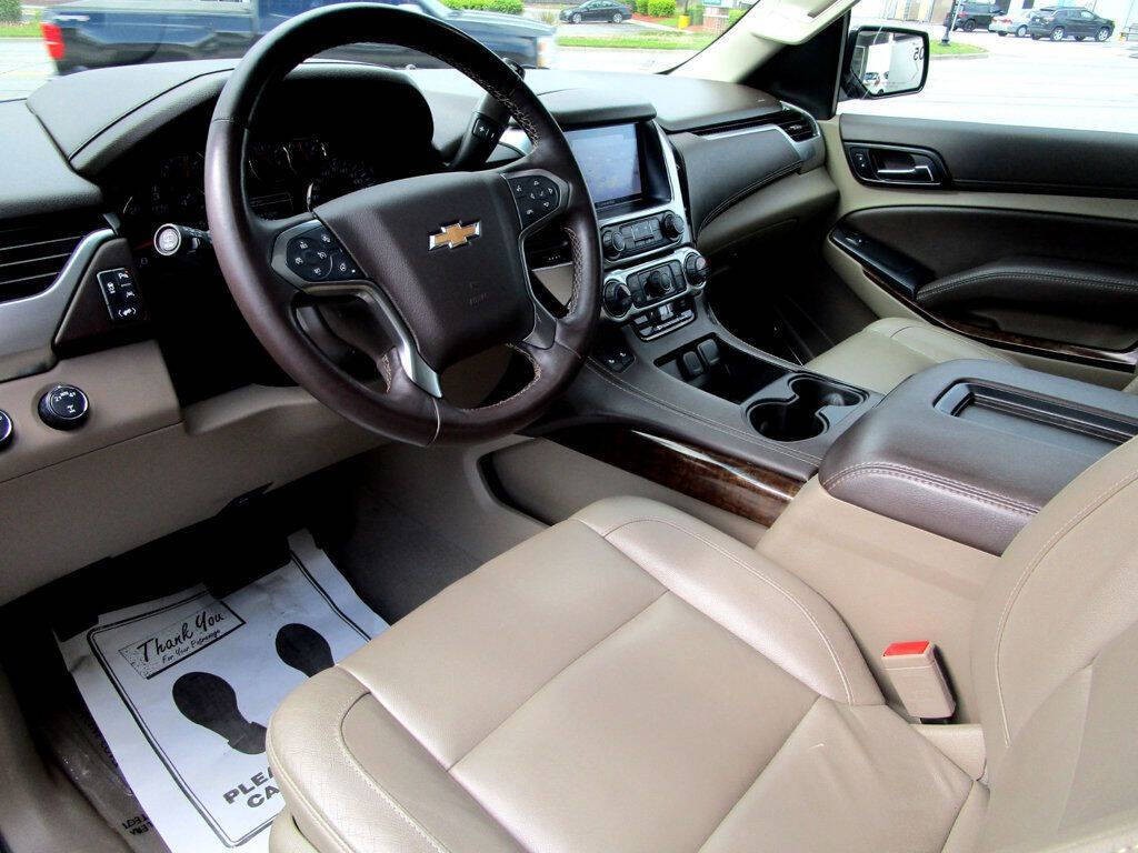 2019 Chevrolet Tahoe Image 13