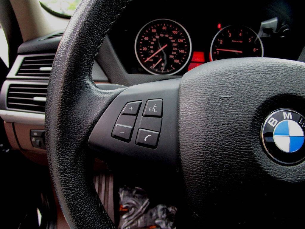 2012 BMW X5 Image 22
