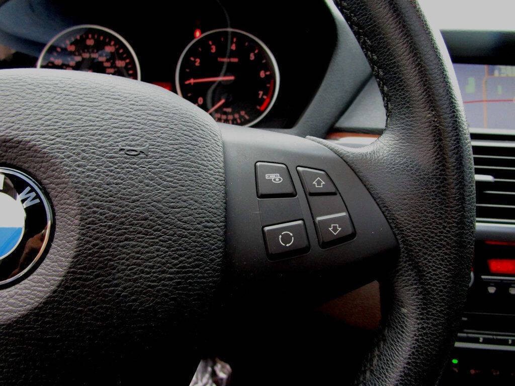 2012 BMW X5 Image 23