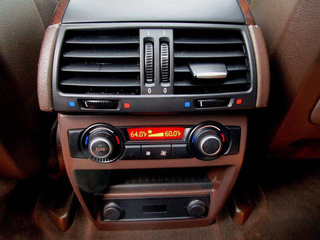 2012 BMW X5 Image 25