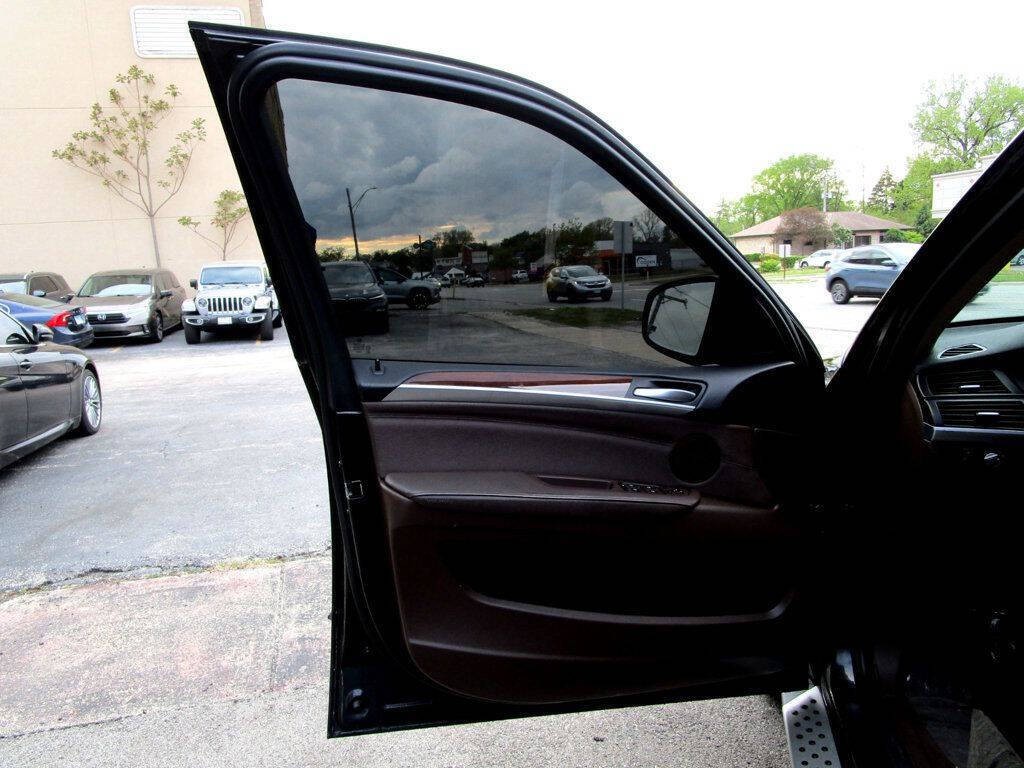2012 BMW X5 Image 30