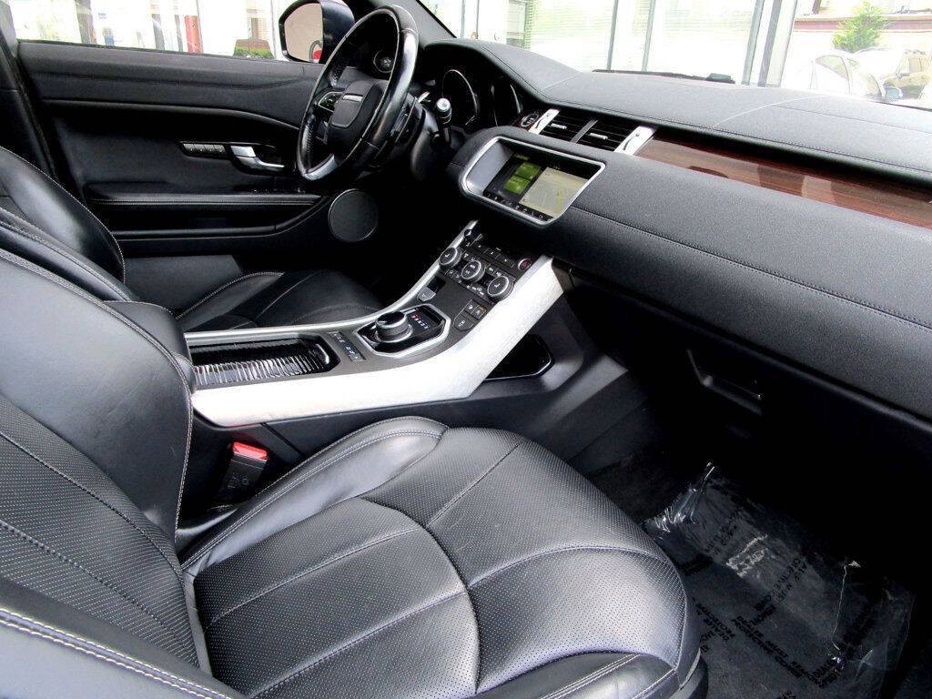 2017 Land Rover Range Rover Evoque Image 15
