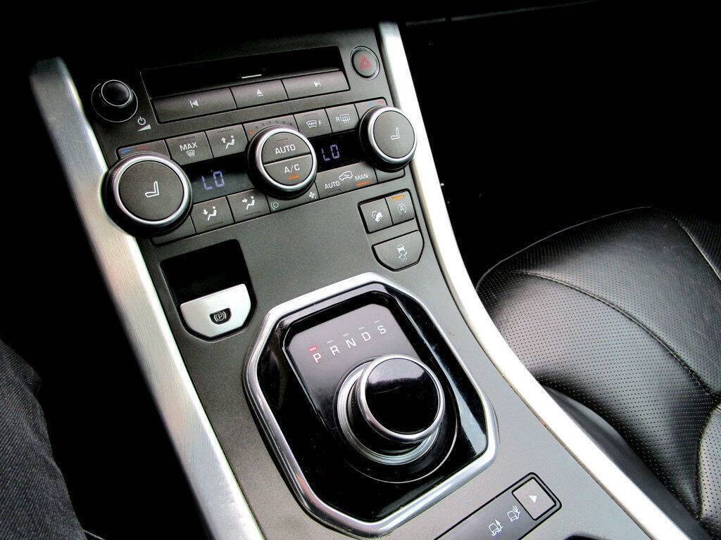 2017 Land Rover Range Rover Evoque Image 24