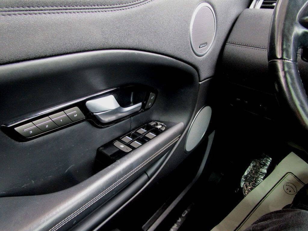 2017 Land Rover Range Rover Evoque Image 35