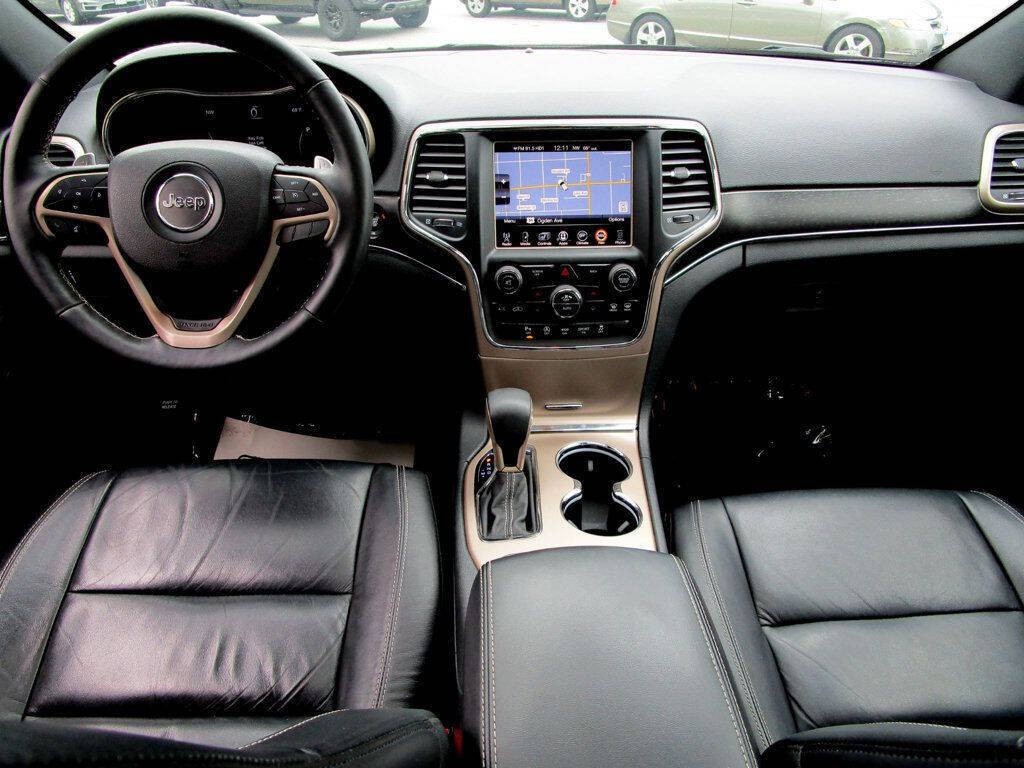2017 Jeep Grand Cherokee Image 2
