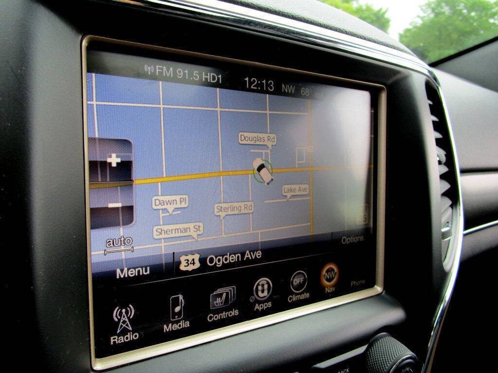 2017 Jeep Grand Cherokee Image 3
