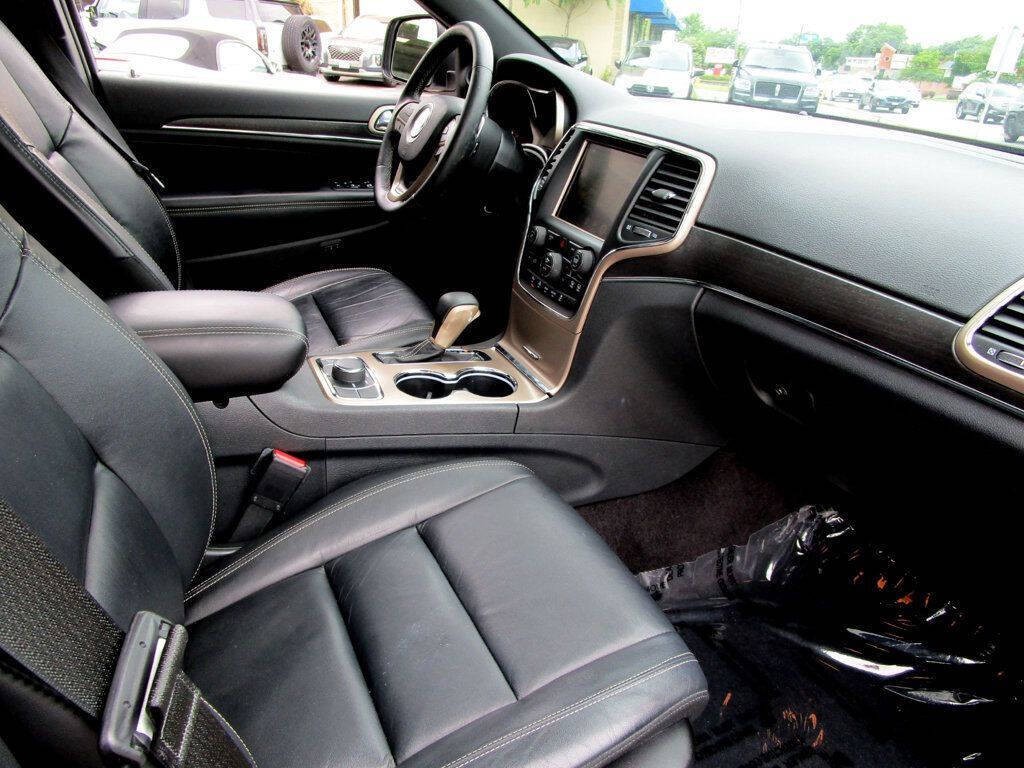 2017 Jeep Grand Cherokee Image 14
