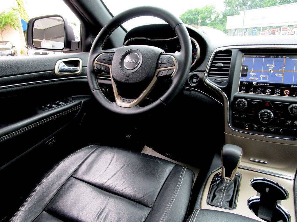 2017 Jeep Grand Cherokee Image 19