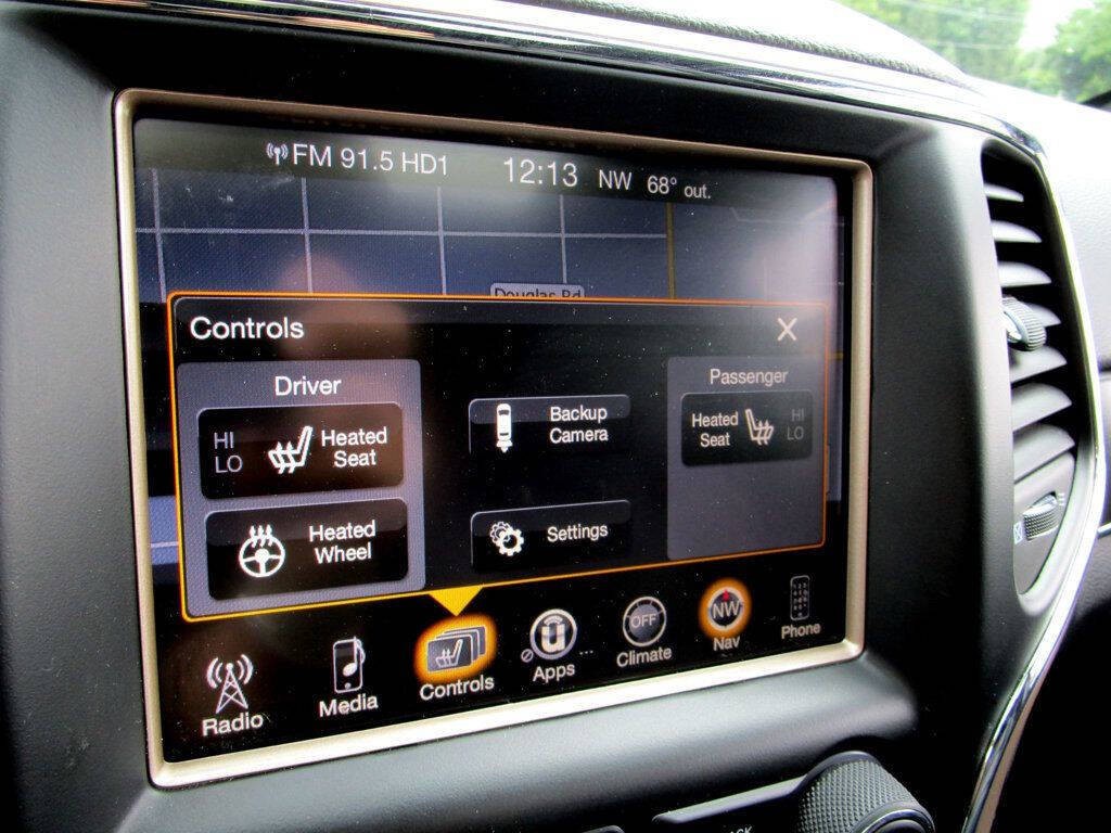 2017 Jeep Grand Cherokee Image 24