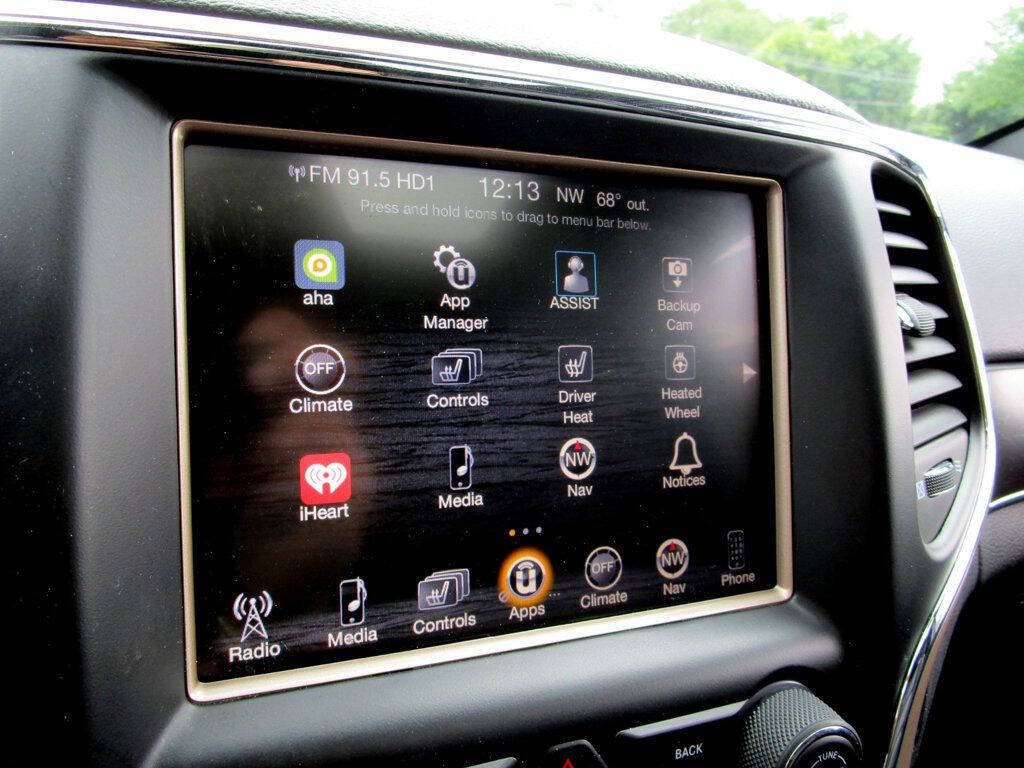 2017 Jeep Grand Cherokee Image 25