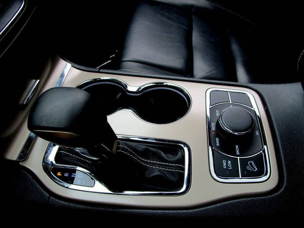 2017 Jeep Grand Cherokee Image 27