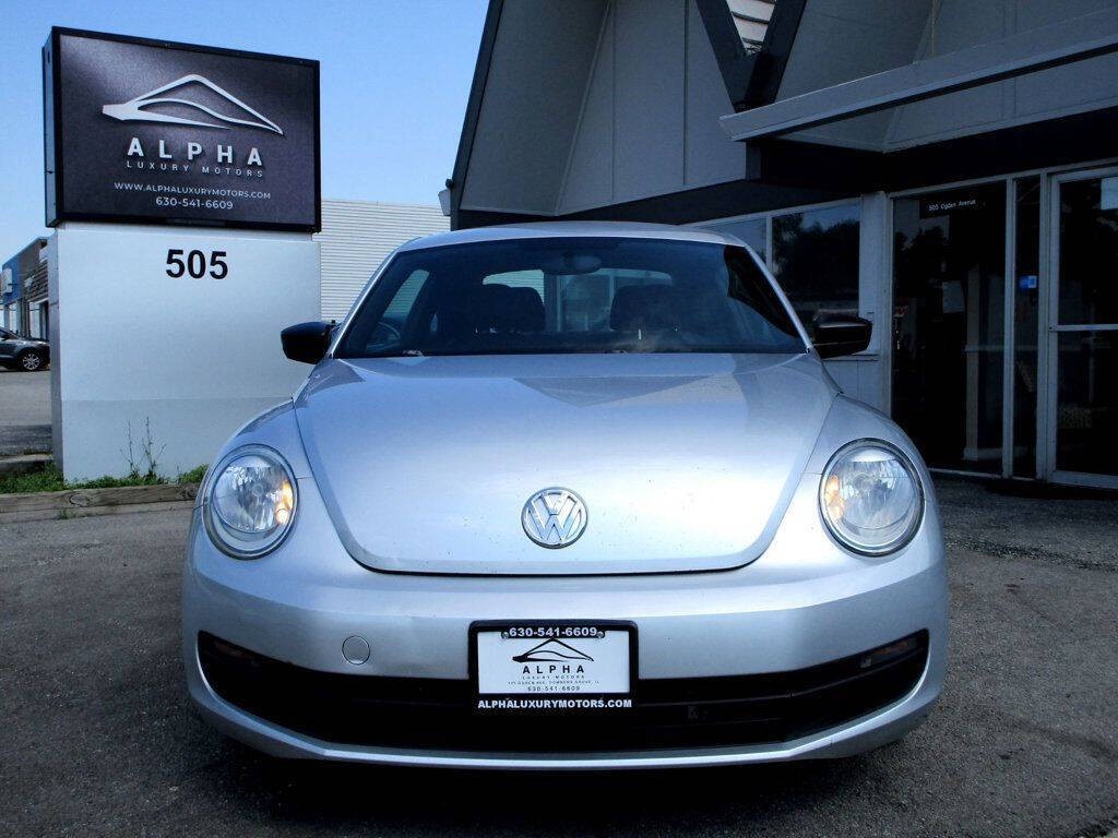 2014 Volkswagen Beetle Image 2