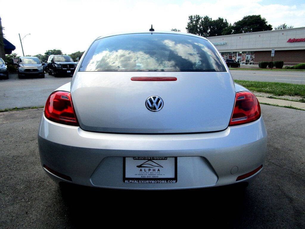 2014 Volkswagen Beetle Image 7