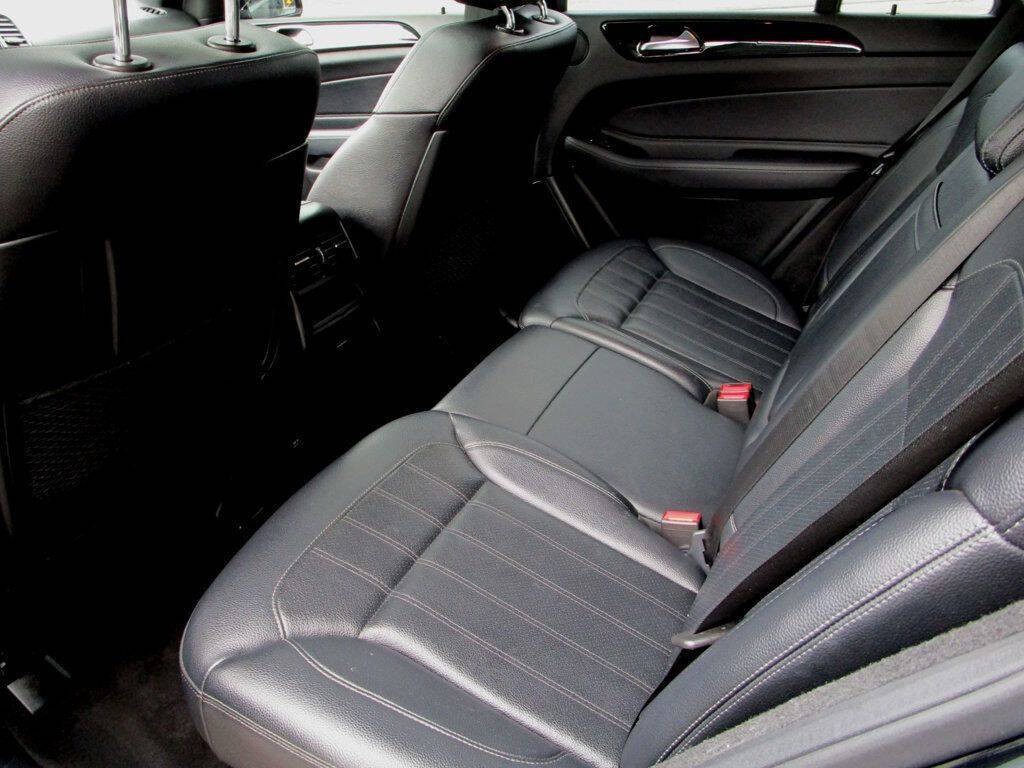 2016 Mercedes-Benz GLE-Class Image 18