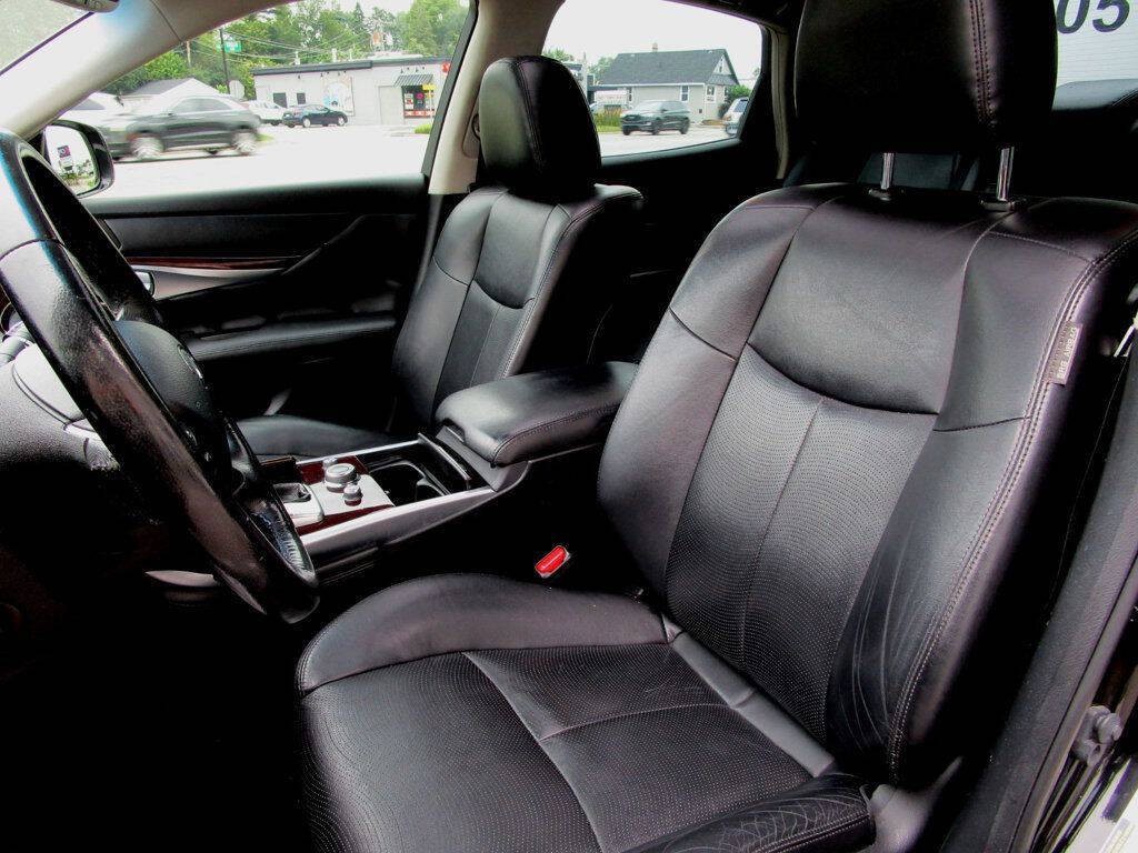 2015 INFINITI Q70 Image 13