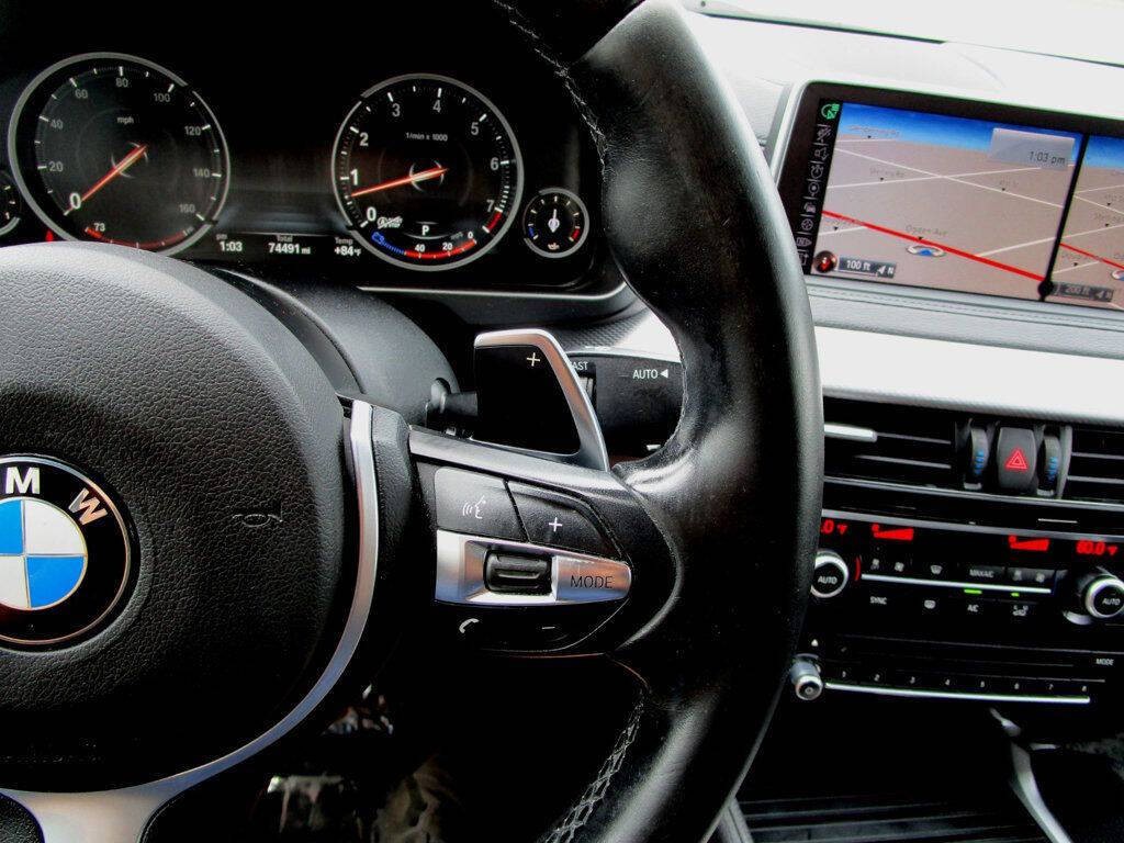 2015 BMW X6 Image 22