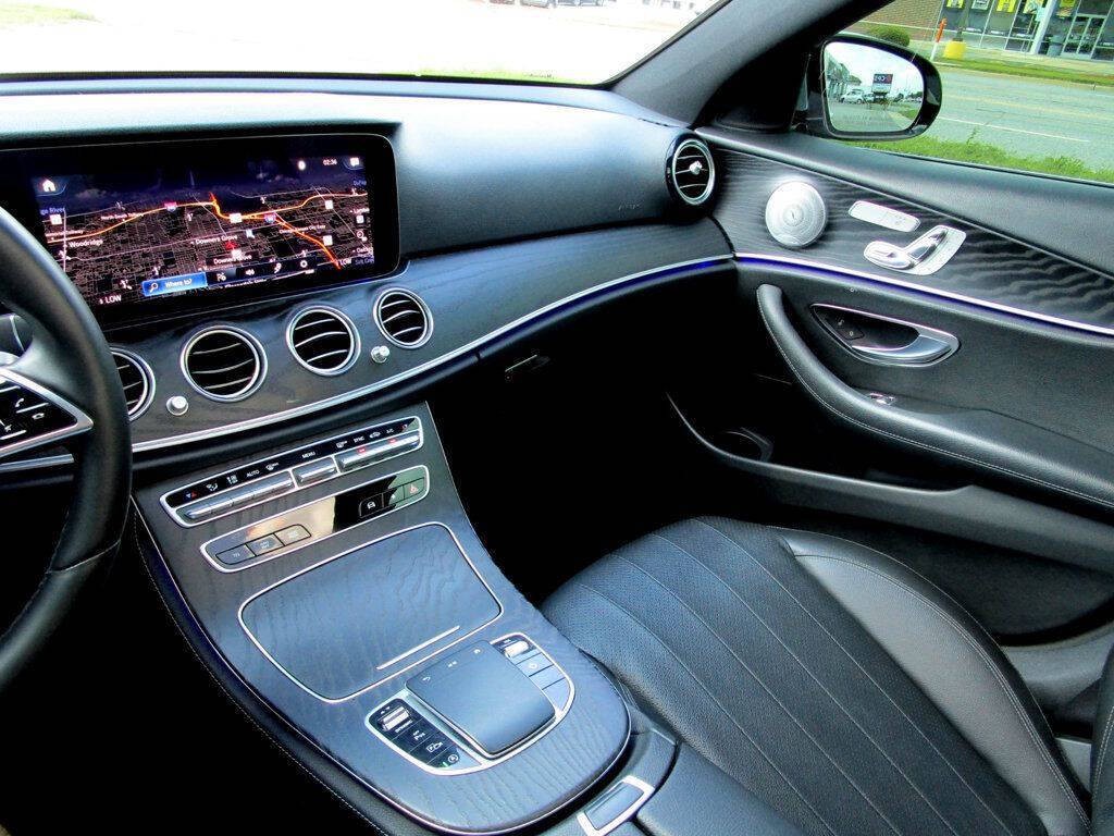 2021 Mercedes-Benz E-Class Image 22