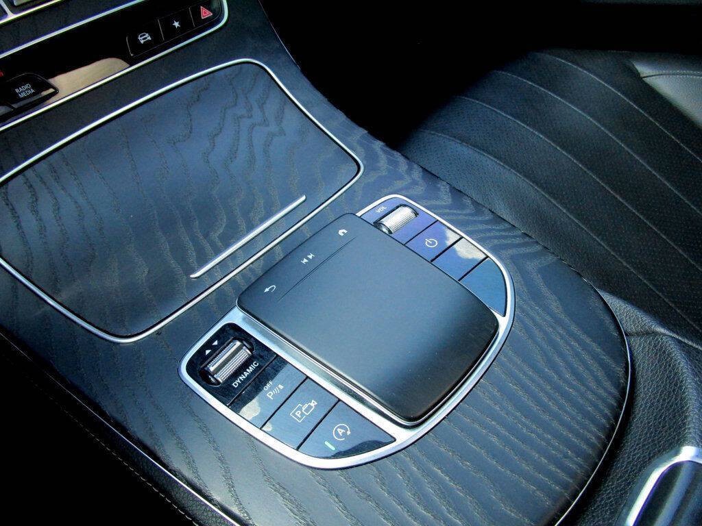 2021 Mercedes-Benz E-Class Image 23
