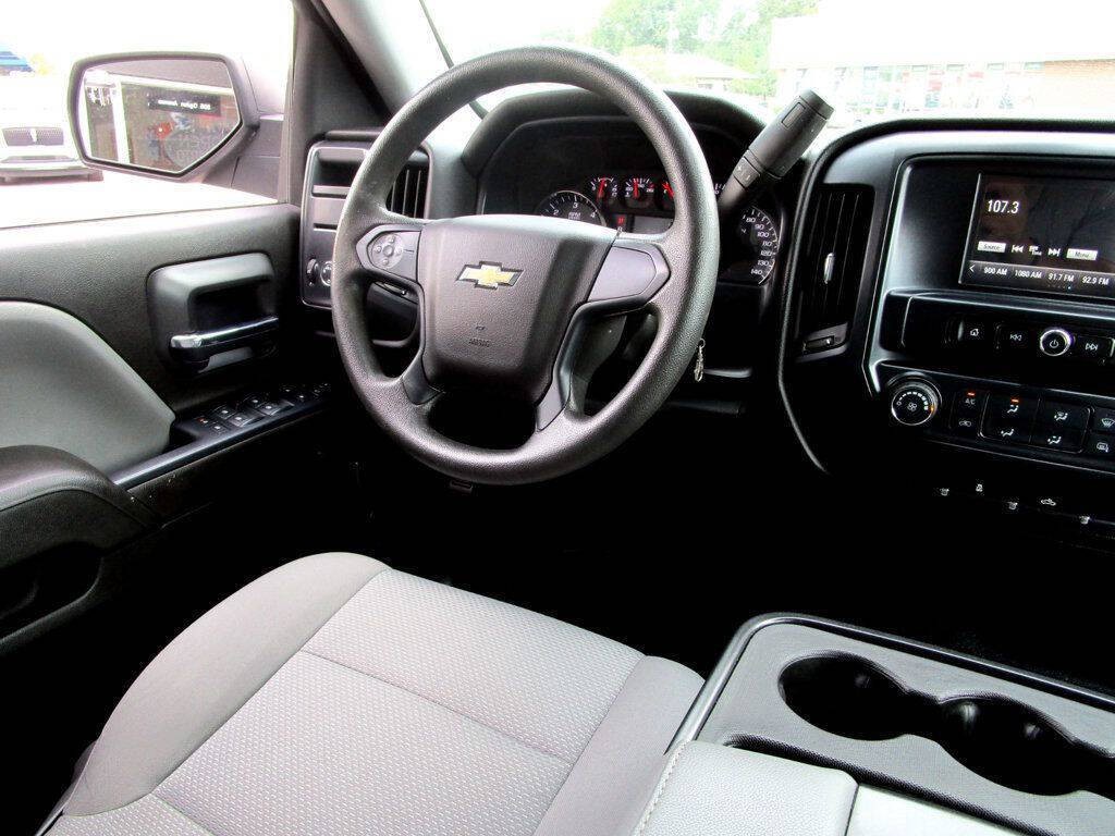 2017 Chevrolet Silverado 1500 Image 18