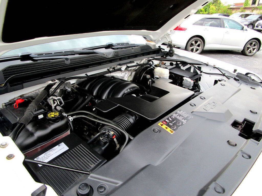 2017 Chevrolet Silverado 1500 Image 32