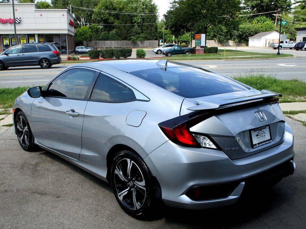 2016 Honda Civic Image 10