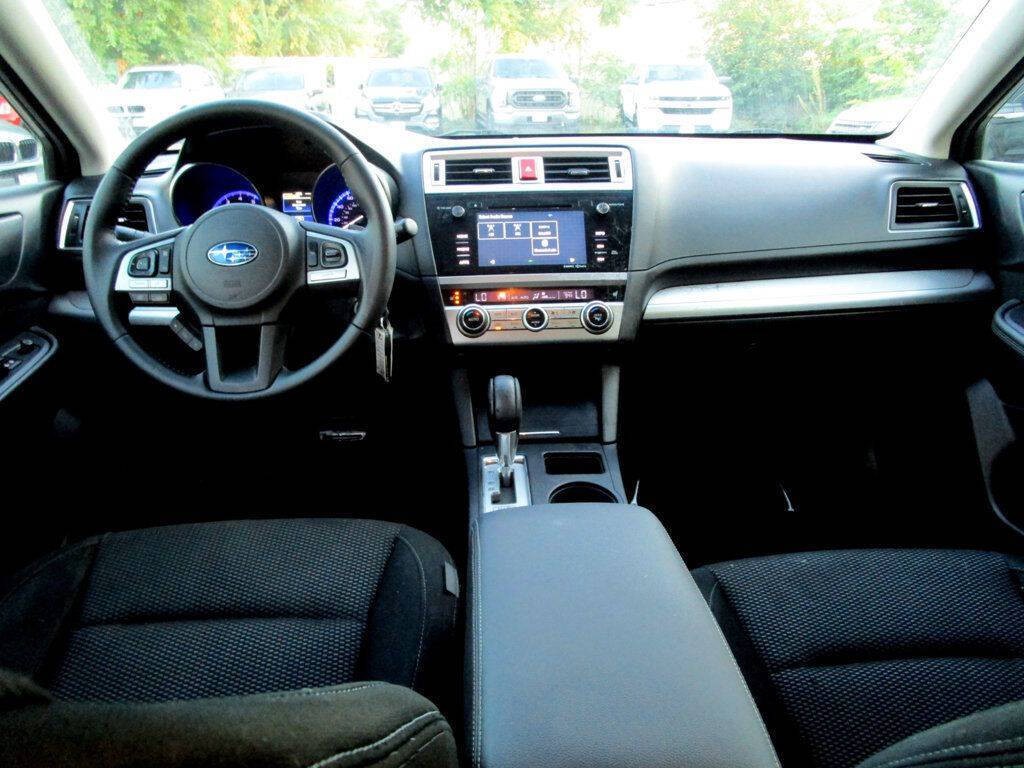 2015 Subaru Outback Image 2