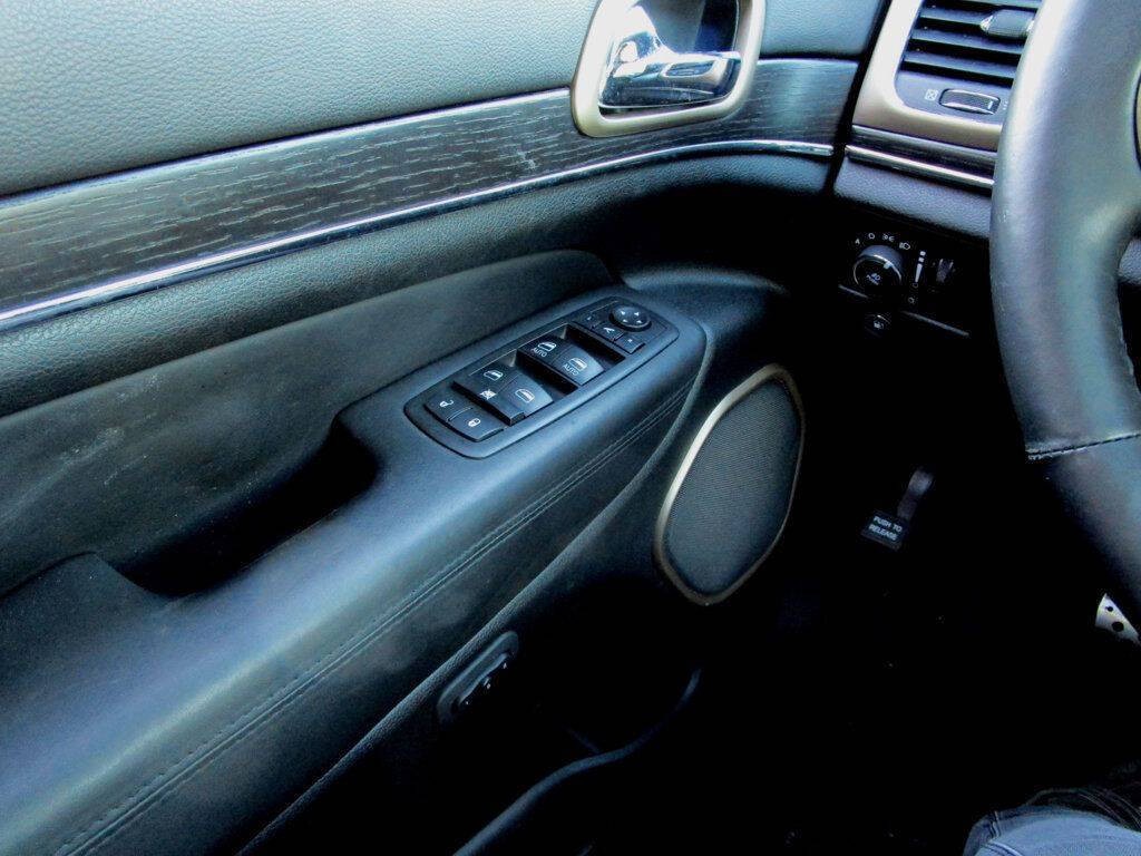 2014 Jeep Grand Cherokee Image 32