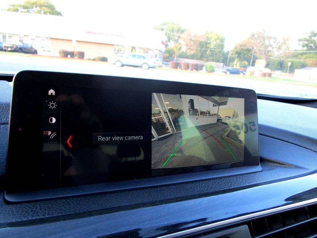 2018 BMW 3 Series Image 4