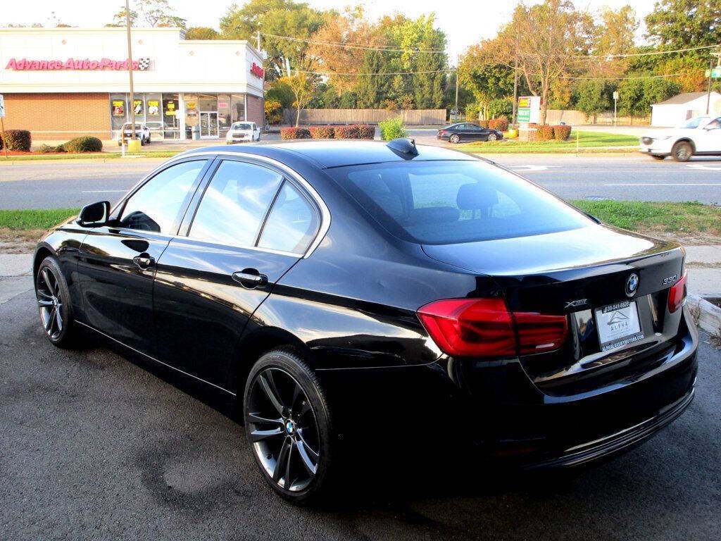 2018 BMW 3 Series Image 10