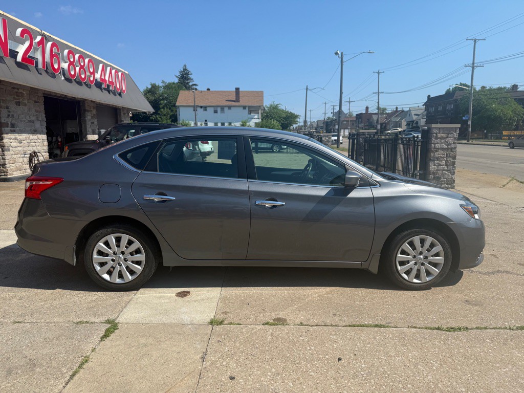 2017 Nissan Sentra Image 6