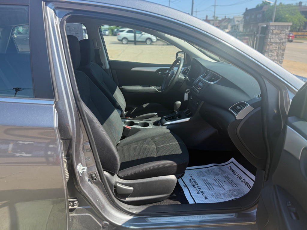2017 Nissan Sentra Image 9