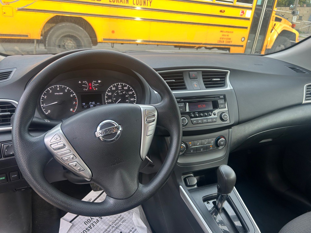 2017 Nissan Sentra Image 20