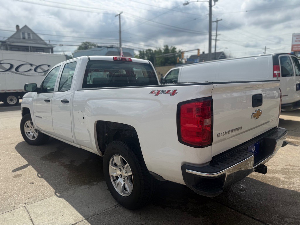 2017 Chevrolet Silverado 1500 Image 3