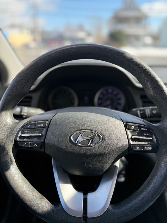 2020 Hyundai Elantra Image 13