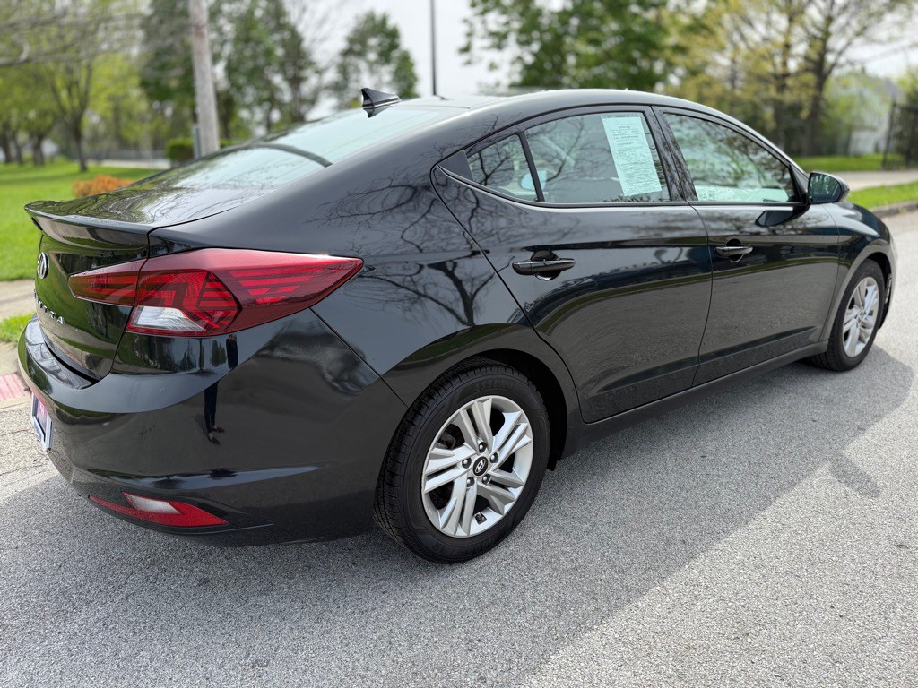 2020 Hyundai Elantra Image 5