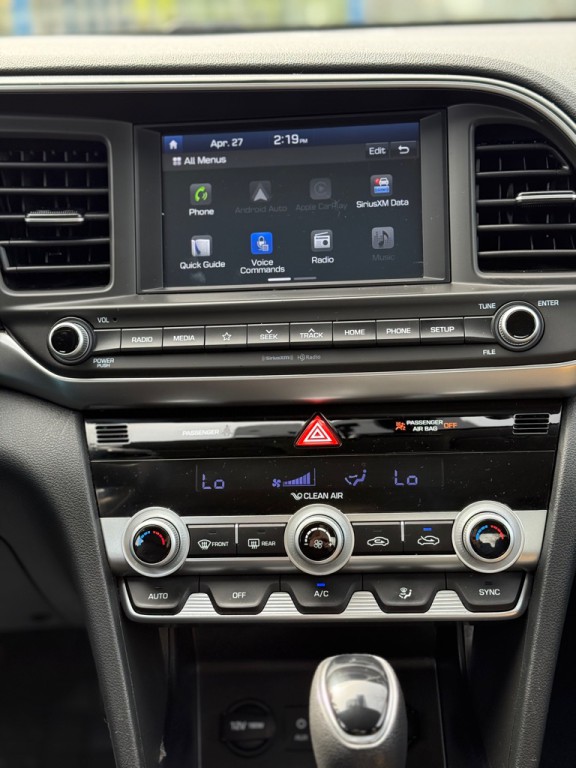 2020 Hyundai Elantra Image 17