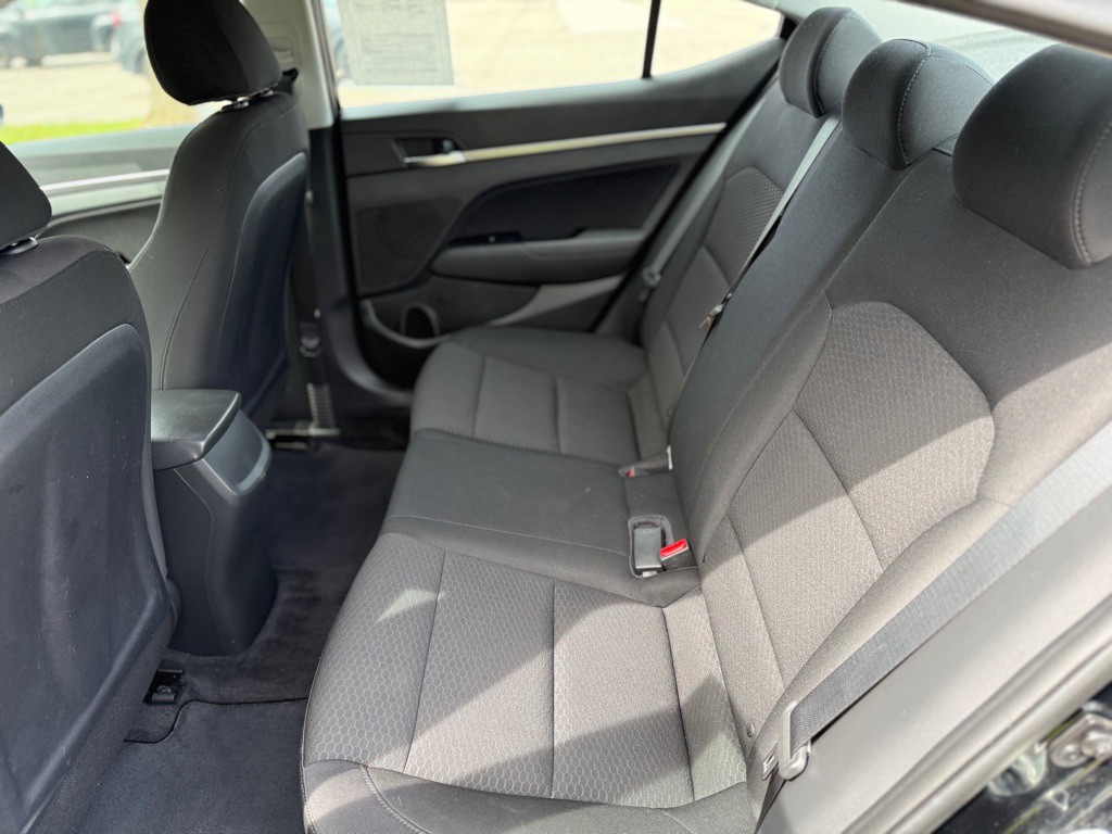2020 Hyundai Elantra Image 22