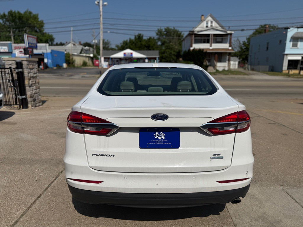 2020 Ford Fusion Image 4