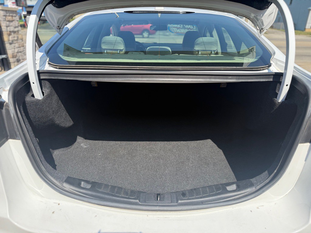 2020 Ford Fusion Image 9