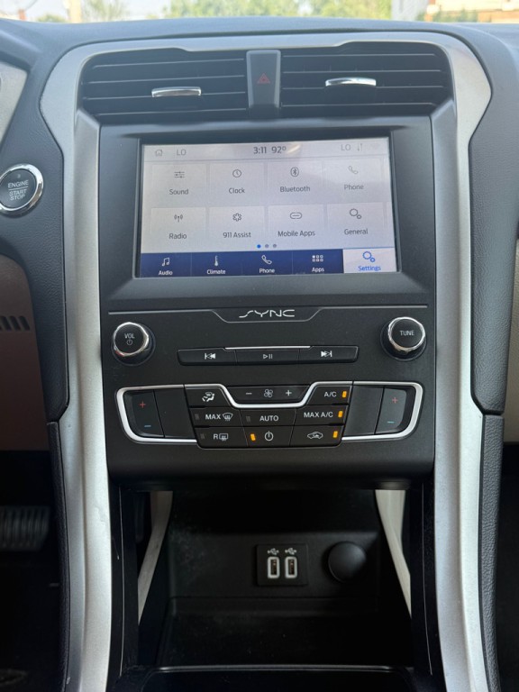 2020 Ford Fusion Image 15