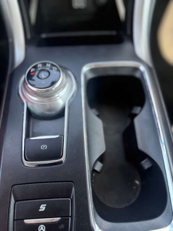 2020 Ford Fusion Image 16