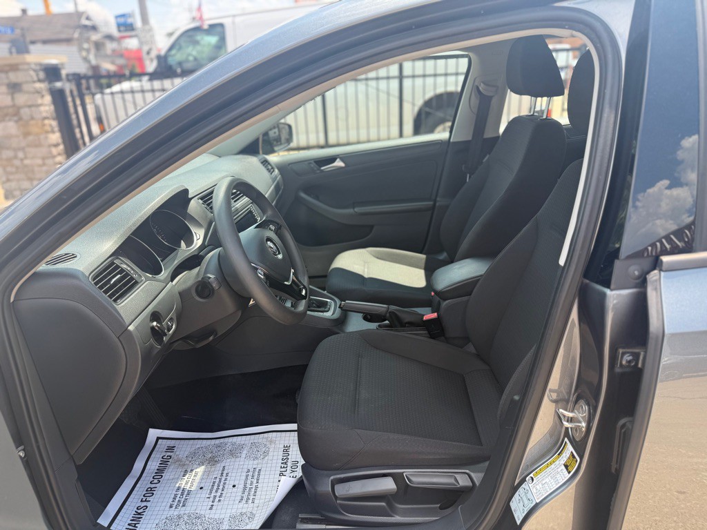 2016 Volkswagen Jetta Image 13