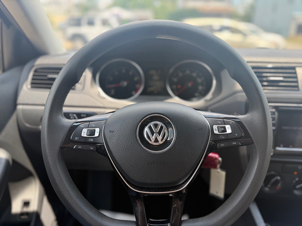 2016 Volkswagen Jetta Image 17